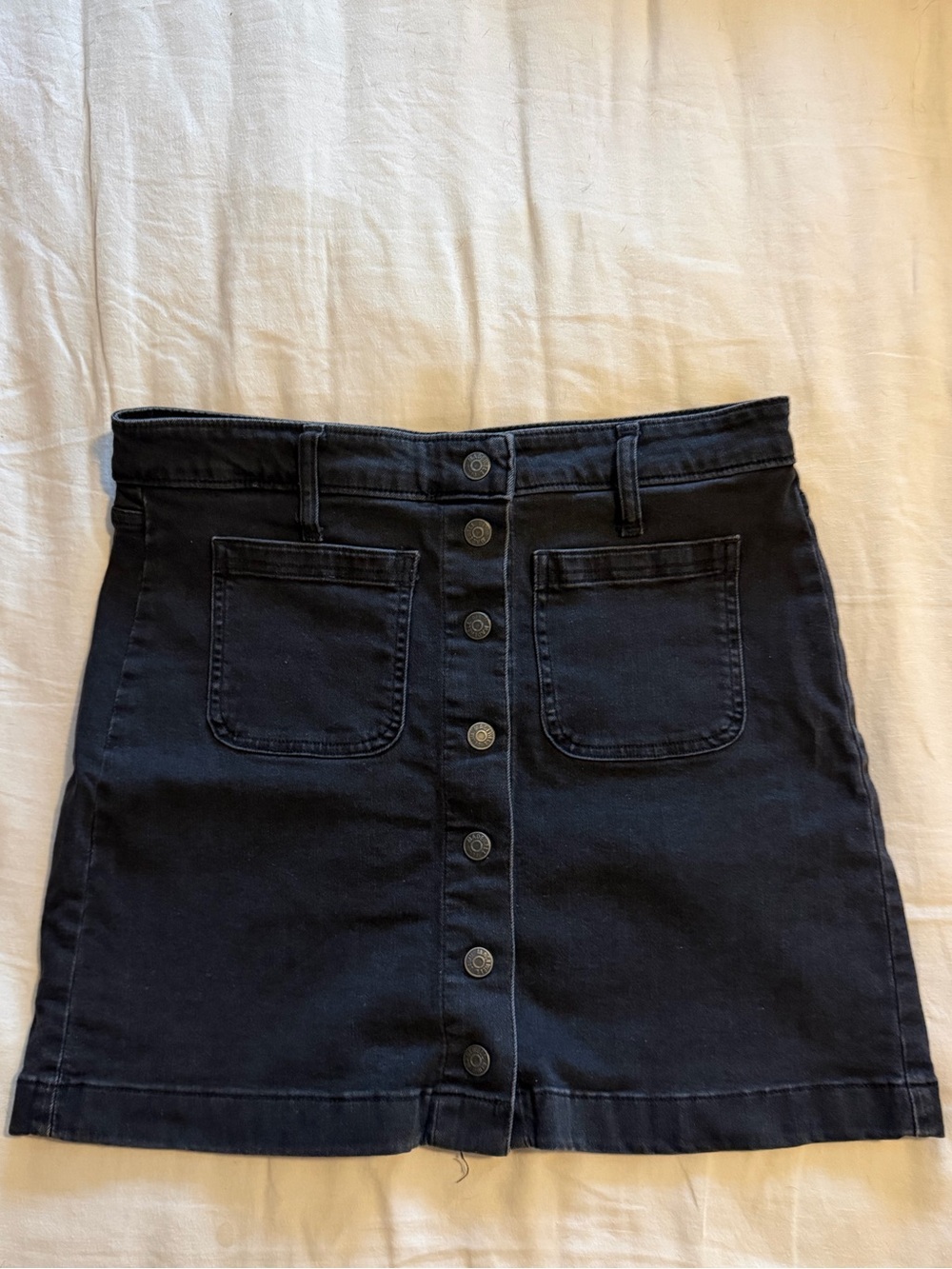Madewell Women’s Black Button-Front Denim Skirt